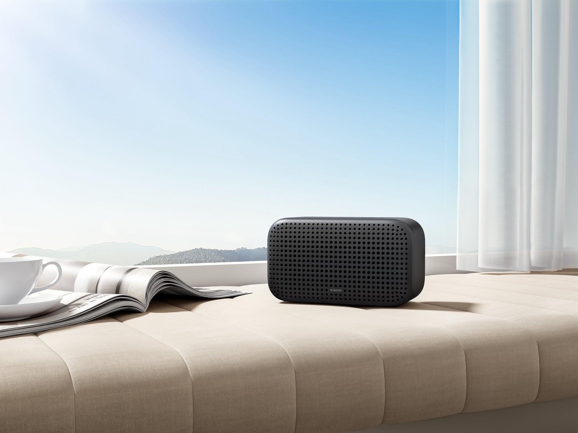 Xiaomi smart speaker a little