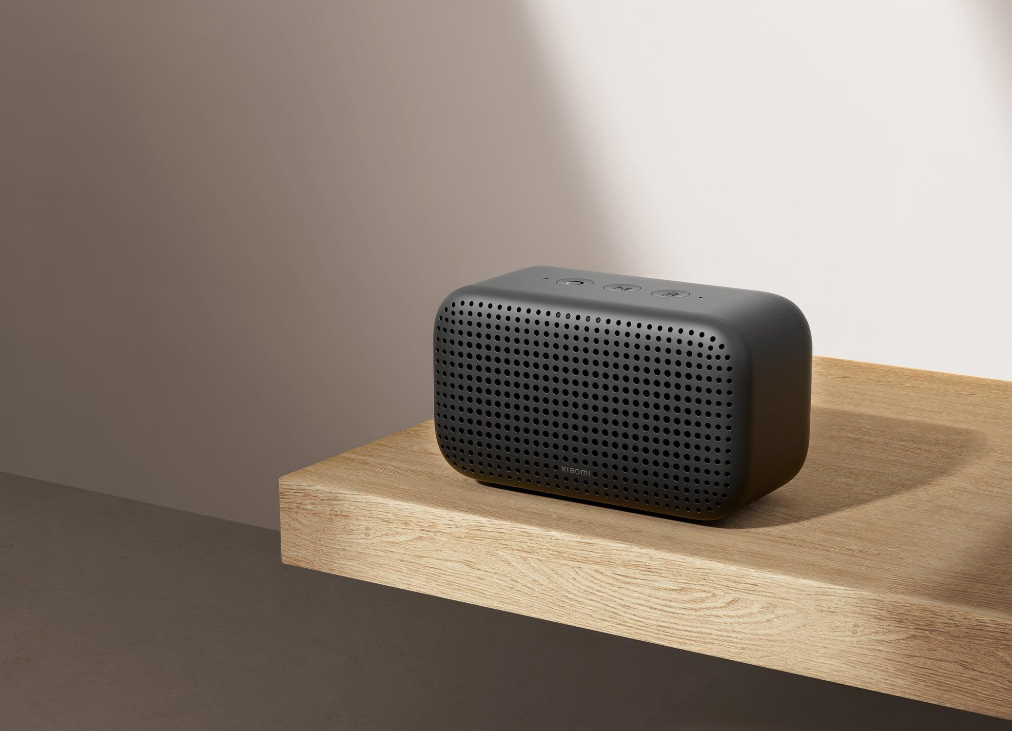 Xiaomi smart speaker a little