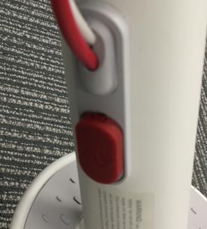 Stik til opladning af elektrisk scooter